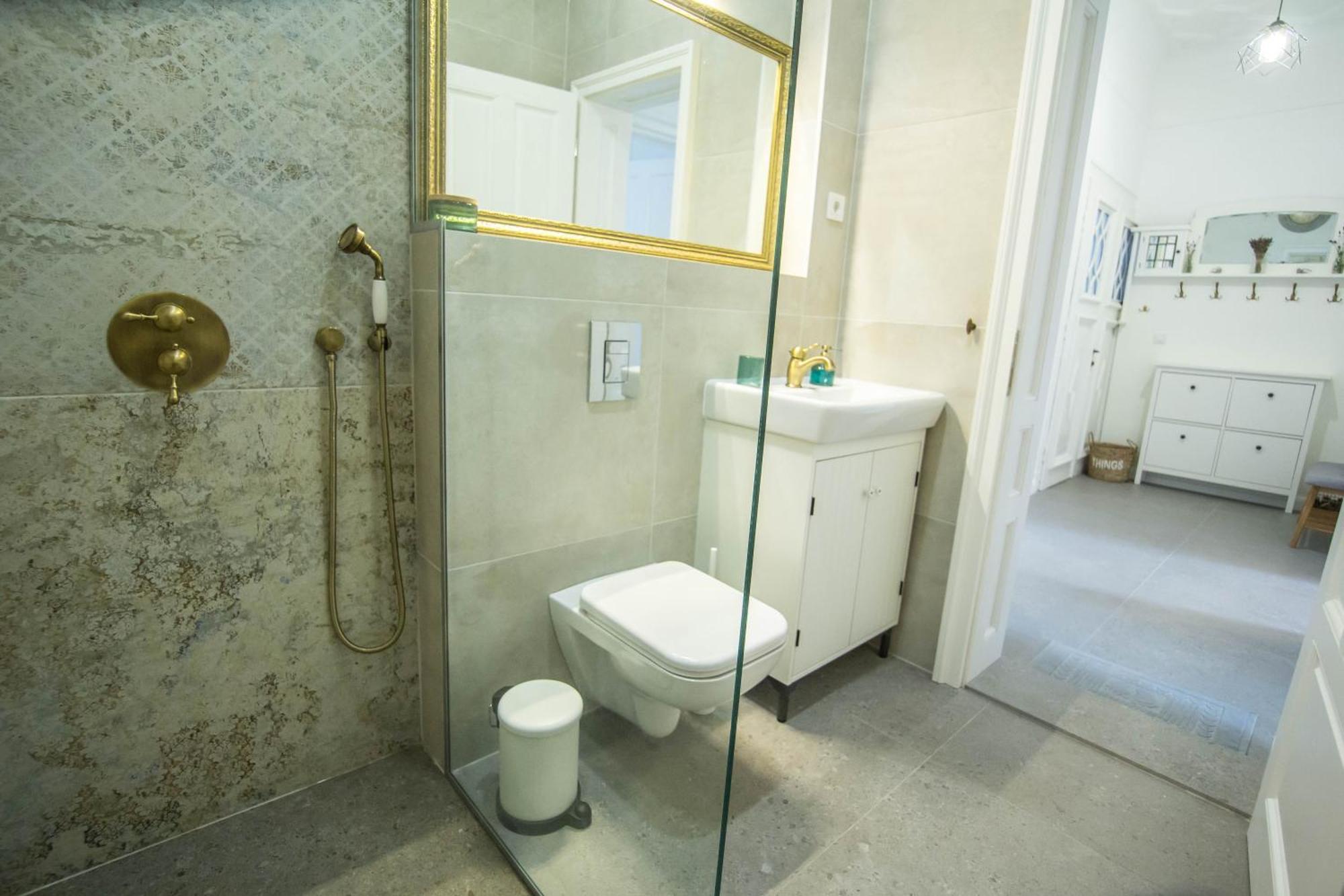 Lion'S Bridge Boutique 2Bdrm Apt, Top Center Gem 索菲亞 外观 照片